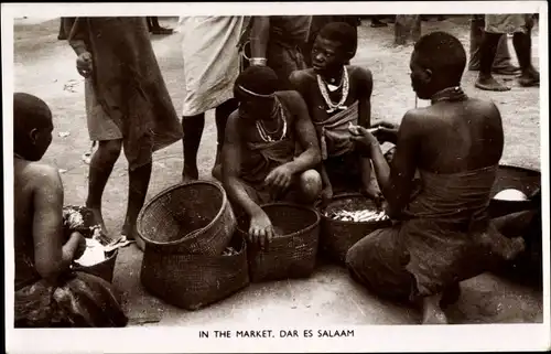 Ak Daressalam Dar es Salaam Tansania, Marktplatz, Händlerinnen