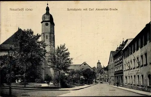 Ak Neustadt an der Orla, Schlossplatz mit Carl Alexander Straße, Kirche, Gasthof