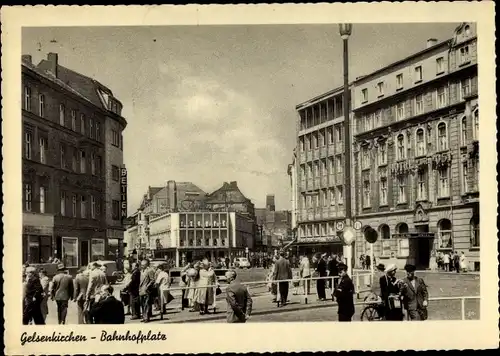 Ak Gelsenkirchen im Ruhrgebiet, Bahnhofsplatz