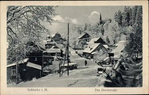 Ak Schierke Wernigerode am Harz, Dorfstraße im Winter