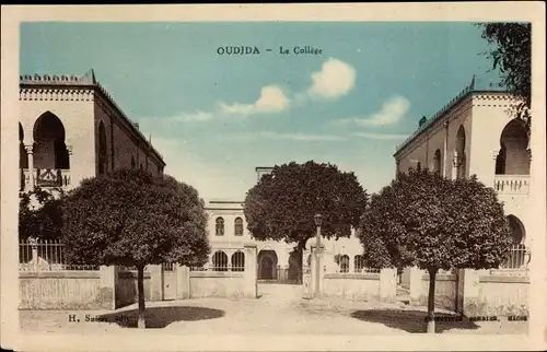 Ak Oudjda Oujda Marokko, Le College