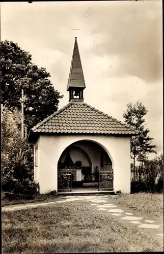 Ak Waltrup Altenberge in Westfalen, Kriegergedächtniskapelle u. Madonna der Landstraße