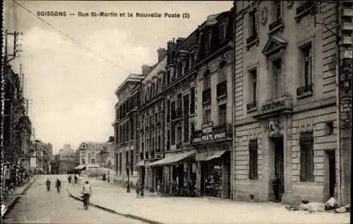 Ak Soissons Aisne, Rue St-Martin et la Nouvelle Poste