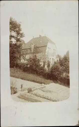 Foto Ak Gevelsberg im Ruhrgebiet ?, Blick auf eine Villa, Gartenpartie