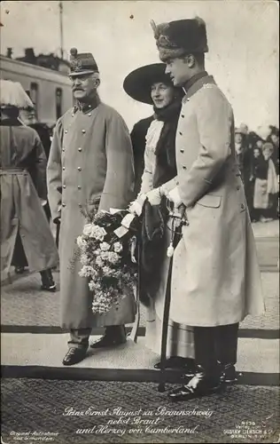 Ak Herzog Ernst August von Braunschweig, Prinzessin Victoria Luise von Preußen,Herzog von Cumberland