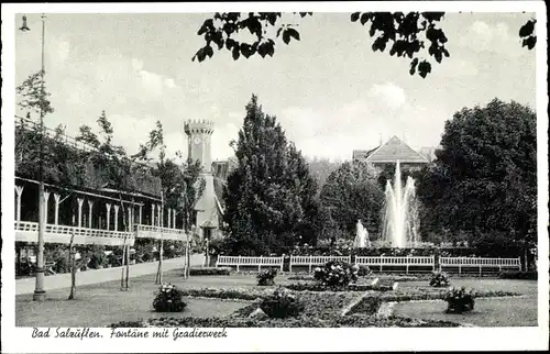 Ak Bad Salzuflen in Lippe, Fontäne mit Gradierwerk