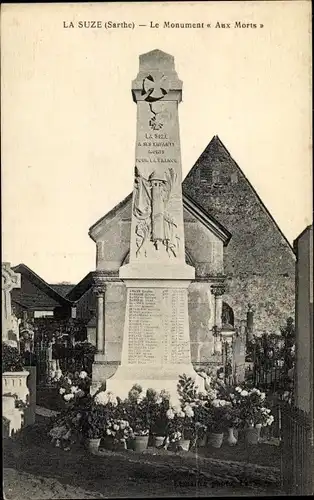 Ak La Suze Sarthe, Le Monument aux Morts