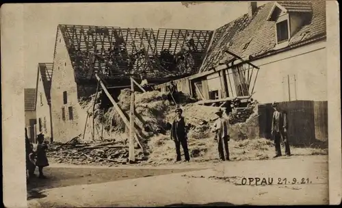 Foto Ak Oppau Ludwigshafen am Rhein, Zerstörtes Haus nach Explosion des Stickstoffwerkes 1921