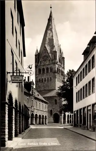 Ak Soest in Westfalen, Rathausstraße und Dom, Hotel Deutsches Haus