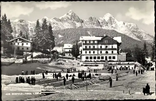 Ak Seefeld in Tirol, Blick auf den Ort, Berghotel