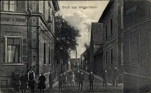 Ak Wallertheim in Rheinhessen, Straßenpartie, Kinder