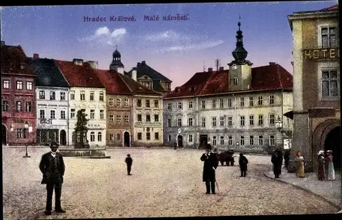 Ak Hradec Králové Königgrätz Stadt, Male namesti, Hotel, Rathaus, Marktplatz