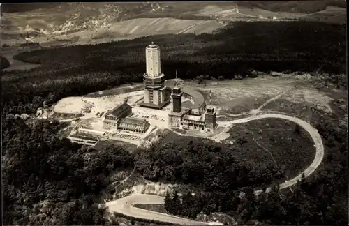 Ak Niederreifenberg Schmitten im Taunus, Großer Feldberg, Fernseh- und UKW-Sender, Fliegeraufnahme