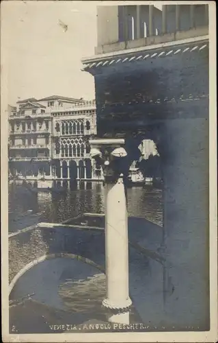 Foto Ak Venezia Venedig Veneto, Stadtansicht, Säule, Wohnhäuser