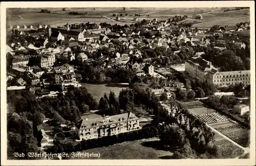 Ak Bad Wörishofen im Unterallgäu, Gesamtansicht, St. Josefsheim, Fliegeraufnahme