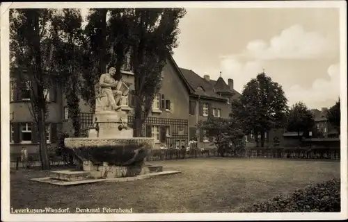 Ak Wiesdorf Leverkusen im Rheinland, Denkmal Feierabend