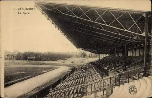 Ak Colombes Hauts de Seine, Le Stade