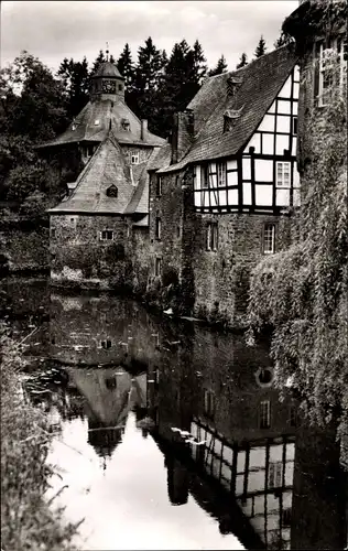 Ak Crottorf Friesenhagen Rheinland Pfalz, Wasserschloss Crottorf