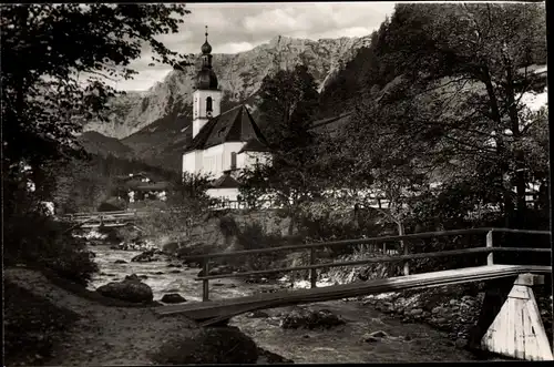 Ak Ramsau im Berchtesgadener Land Oberbayern, Kirche, Brücke