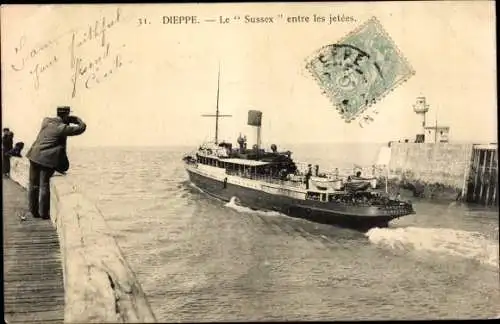 Ak Dieppe Seine Maritime, Le Sussex entre les jetees, Dampfschiff, Dampfer