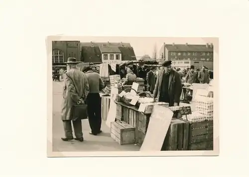 Foto Hamburg Nord Barmbek, Wochenmarkt, Marktstand