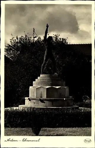 Ak Artern an der Unstrut, Ehrenmal, Stengel 74555