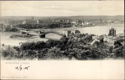 Ak Koblenz am Rhein, Königl. Schloss und Eisenbahnbrücke, Dampfer