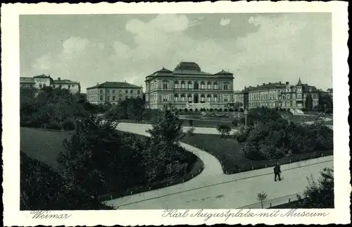 Ak Weimar in Thüringen, Karl August Platz mit Museum