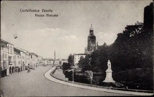 Ak Castelfranco Veneto, Piazza Mercato