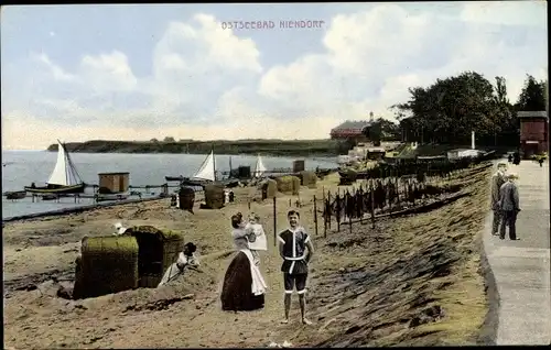 Ak Ostseebad Niendorf Timmendorfer Strand, Segelboote, Promenade