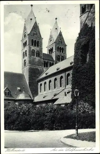 Ak Halberstadt am Harz, An der Liebfrauenkirche