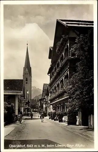 Ak Oberstdorf im Oberallgäu, Straßenpartie beim Löwen