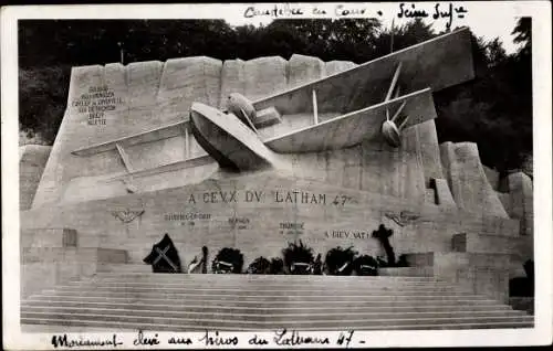 Ak Caudebec en Caux Seine Maritime, Monument eleve aux Heros du Latham 47