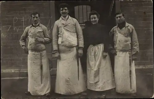 Foto Ak Paris, Metzger, Schlachter in Arbeitskleidung