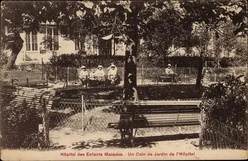 Ak Paris XV Vaugirard, Hopital des Enfants Malades, Un coin de Jardin de l'Hopital