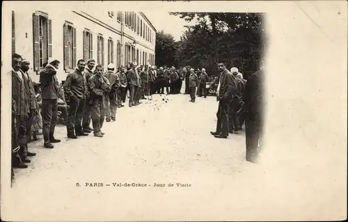 Ak Paris V, Val-de-Grâce, Jour de Visite