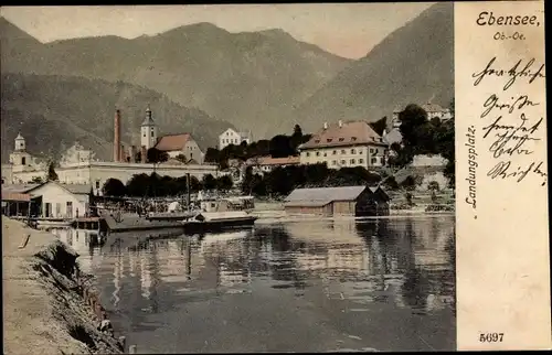 Ak Ebensee in Oberösterreich, Landungsplatz, Dampfer, Blick auf den Ort