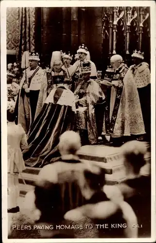 Ak Peers Paying Homage to the King, Coronation, Britisches Königshaus