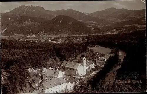 Foto Ak Mariatal Kramsach in Tirol, Blick auf den Ort mit Umgebung