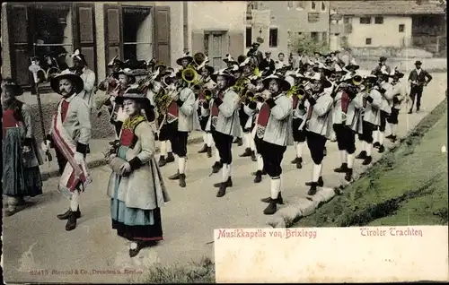 Ak Brixlegg in Tirol, Musikkapelle in Tiroler Trachten