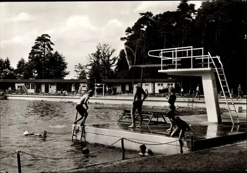 Ak Uelsen in Niedersachsen, Freibad