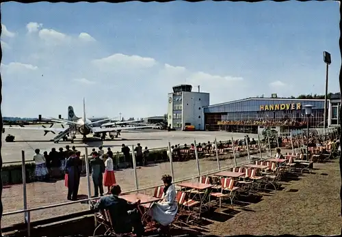 Ak Hannover in Niedersachsen, Flughafen, Passagierflugzeug