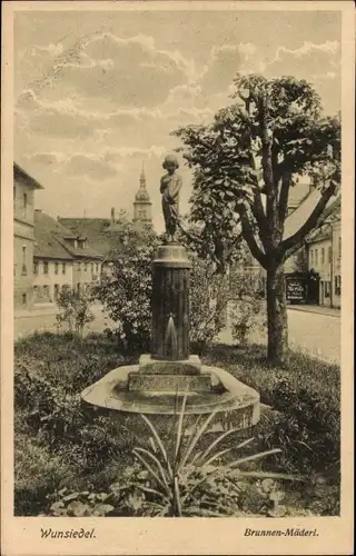 Ak Wunsiedel im Fichtelgebirge Oberfranken, Brunnen-Mäderl