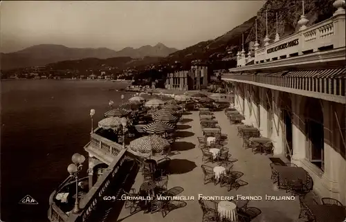 Ak Grimaldi di Ventimiglia Liguria, Frontiera Franco Italiano, Terrasse