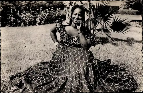 Ak Senegal, Jeune femme Ouoloff
