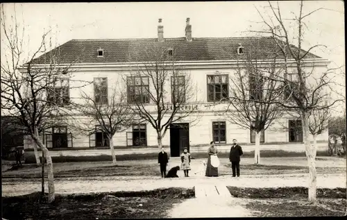 Foto Ak Wien 15. Rudolfsheim Fünfhaus Österreich ?, Volksschule
