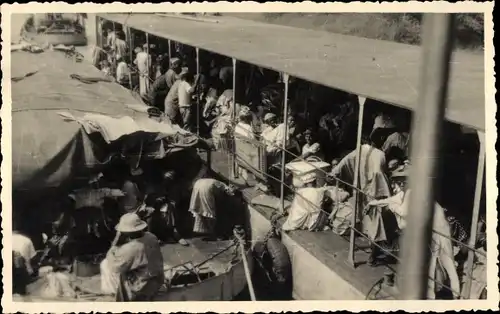 Foto Guinea, Transport, Boote, Einheimische