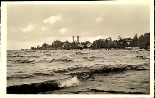 Ak Friedrichshafen am Bodensee, Teilansicht mit Schlosskirche