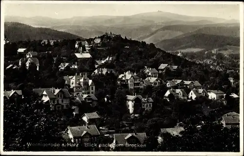 Ak Wernigerode am Harz, Gesamtansicht mit Brocken