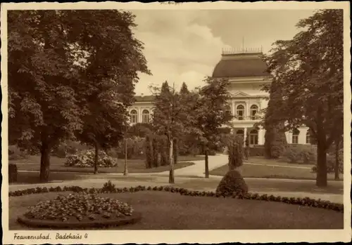 Ak Františkovy Lázně Franzensbad Region Karlsbad, Badehaus 4